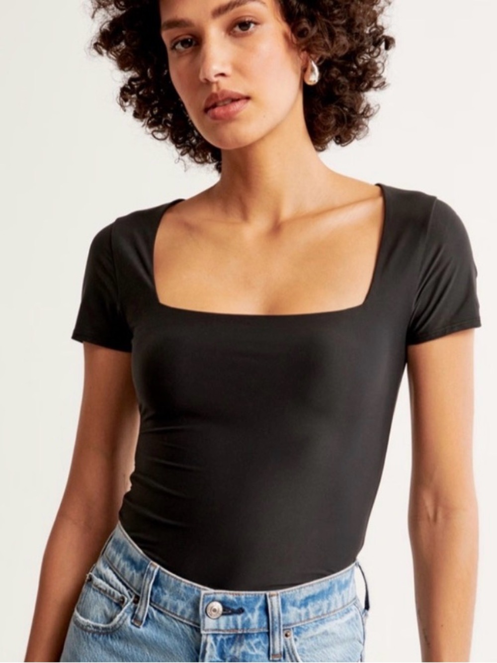Abercrombie & Fitch Black Short Sleeve Square-Neck Tee